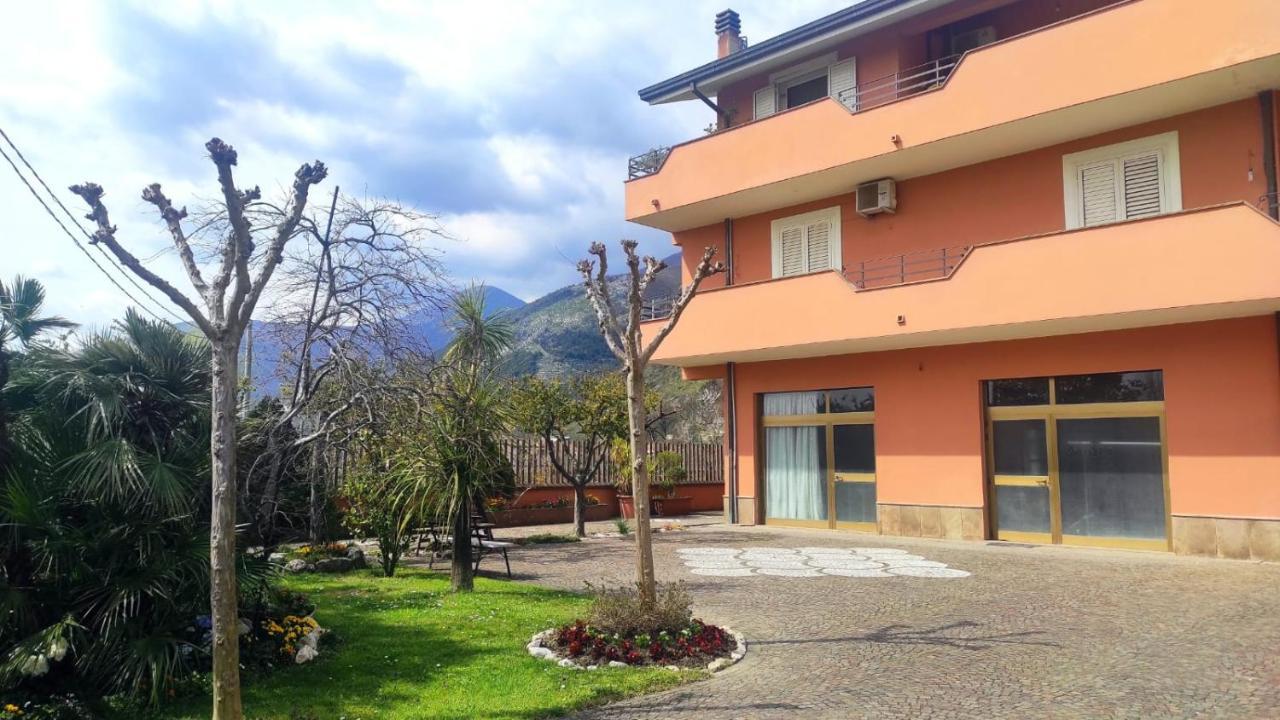 Hotel A Casa Di Frank Sora Exterior foto
